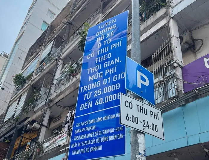 ĐIỀU TRA: Nhiều người ngang nhiên thu phí đỗ xe ở TP.HCM