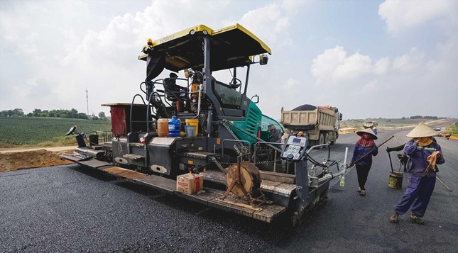 Đẩy nhanh tiến độ các đoạn cao tốc Bắc-Nam: Sức ép từ Bộ trưởng Giao thông